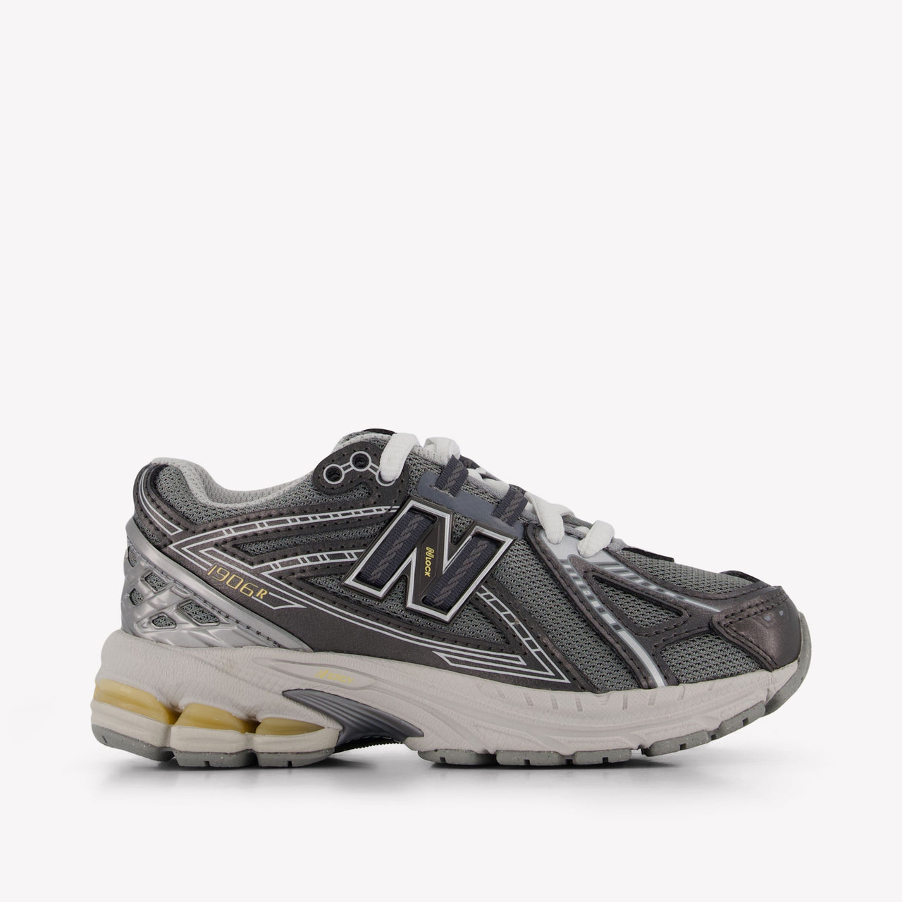 New Balance P1906 Unisex Sneakers in Donker Grijs