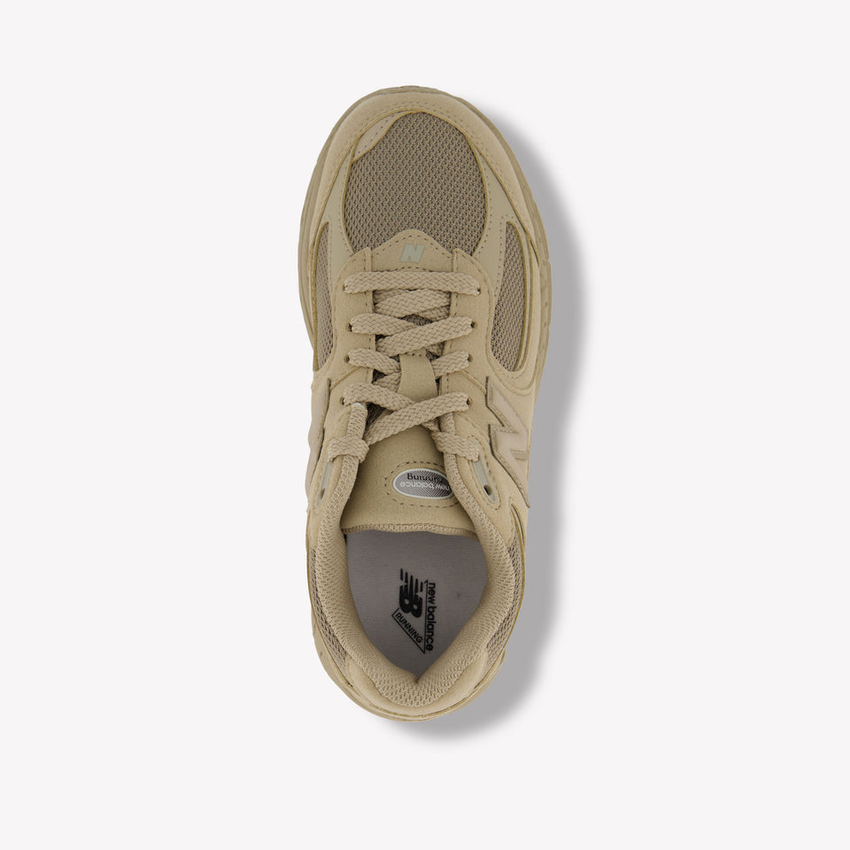 New Balance G2002 Unisex Sneakers in Beige
