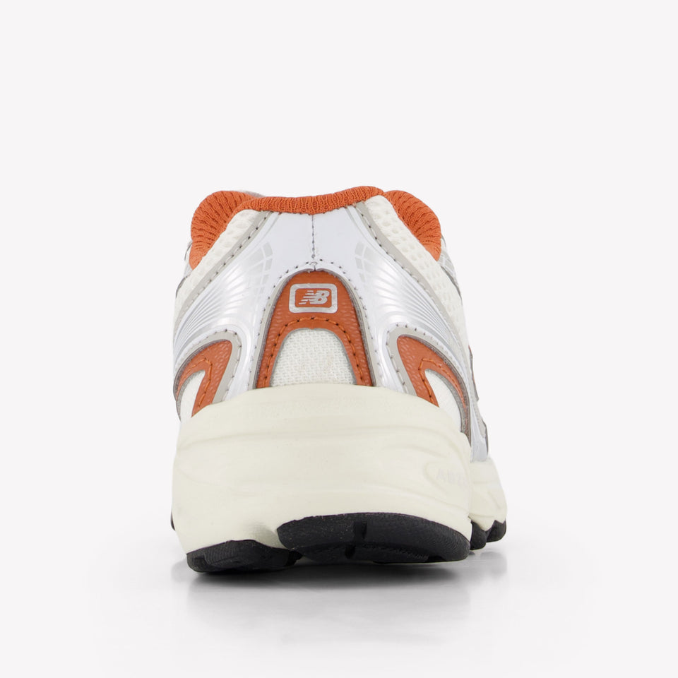 New Balance P740 Unisex Sneakers in Wit