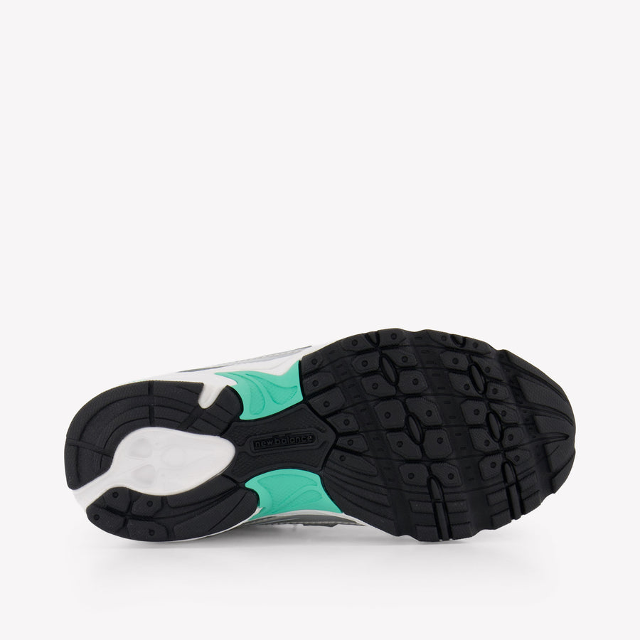 New Balance P740 Unisex Sneakers in Mint
