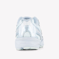 New Balance I740 Unisex Sneakers in Licht Blauw