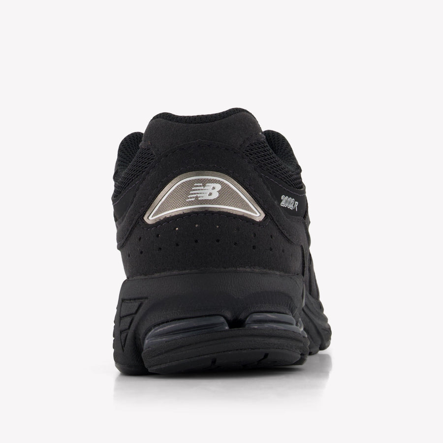 New Balance G2002 Unisex Sneakers in Zwart