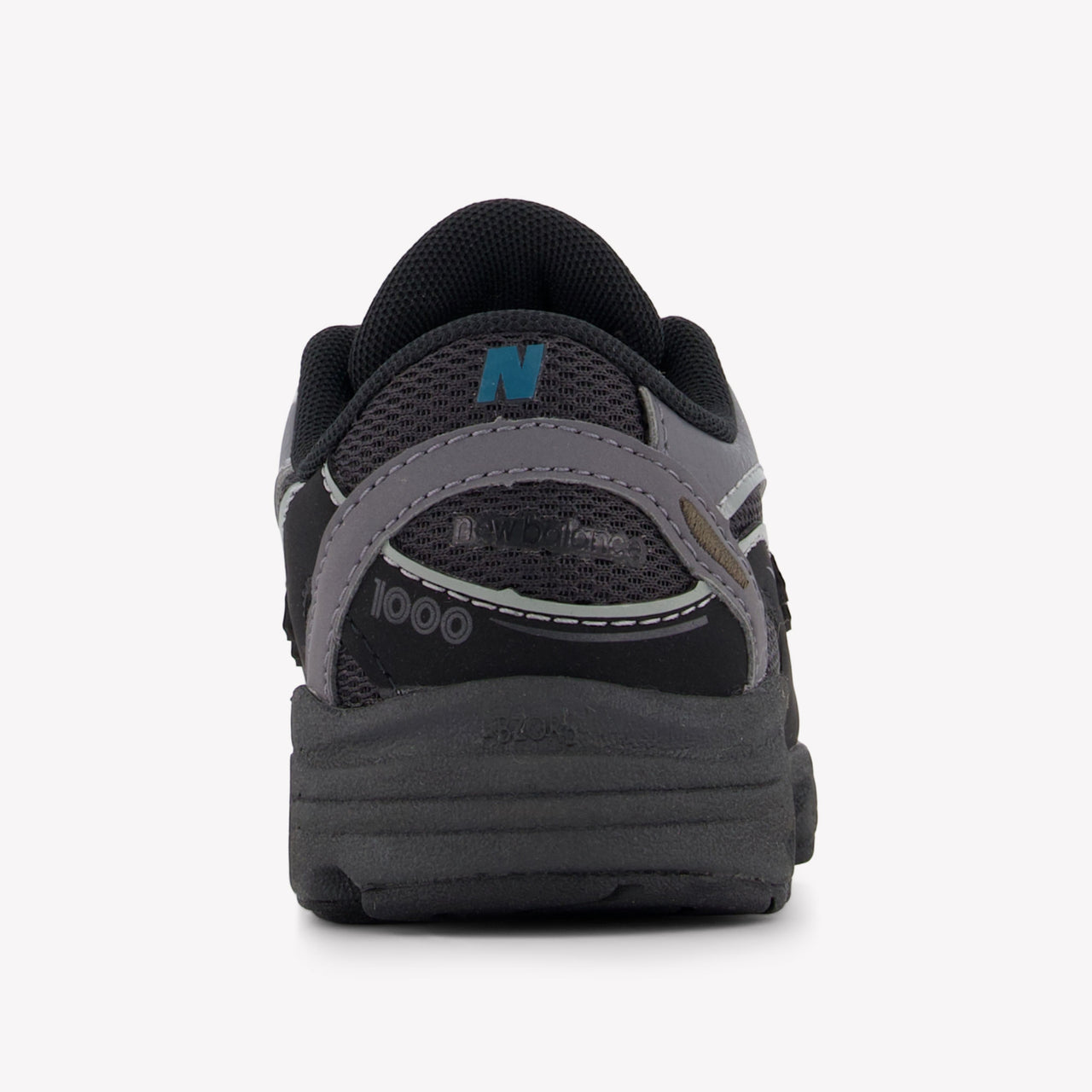 New Balance I1000 Unisex Sneakers in Zwart