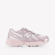 New Balance P740 Unisex Sneakers in Licht Roze