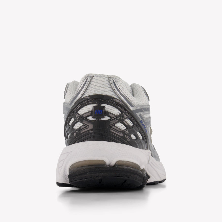 New Balance Unisex Sneakers In Silver