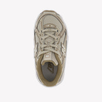 New Balance Unisex Sneakers In Beige