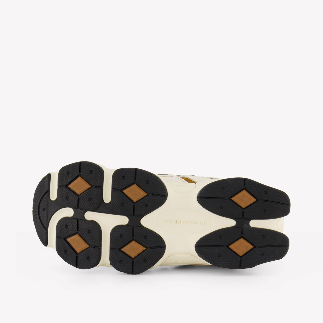 New Balance 9060 Unisex Sneakers In Bruin