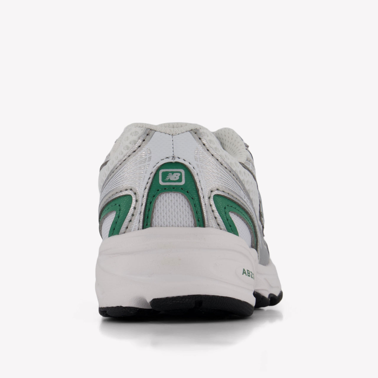 New Balance Unisex Sneakers In Green