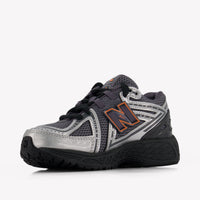 New Balance 1906 Kinder Unisex Sneakers In Donker Grijs
