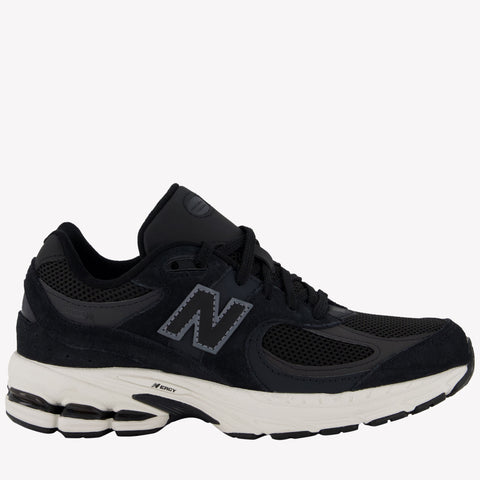 New Balance 2002 Unisex Sneakers  Black