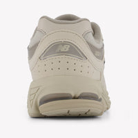 New Balance 2002 Unisex Sneakers  Beige