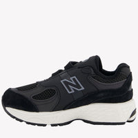New Balance 2002 Unisex Sneakers  Black