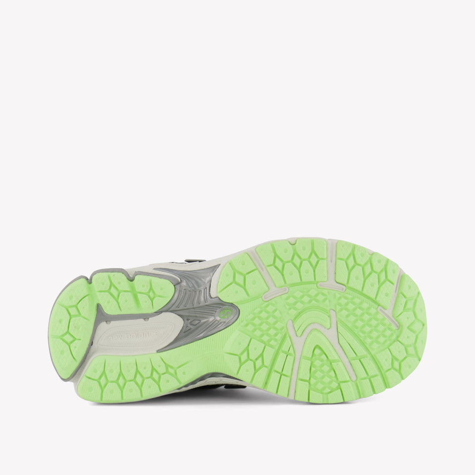 New Balance PC1906 Unisex Sneakers in Fluor Groen