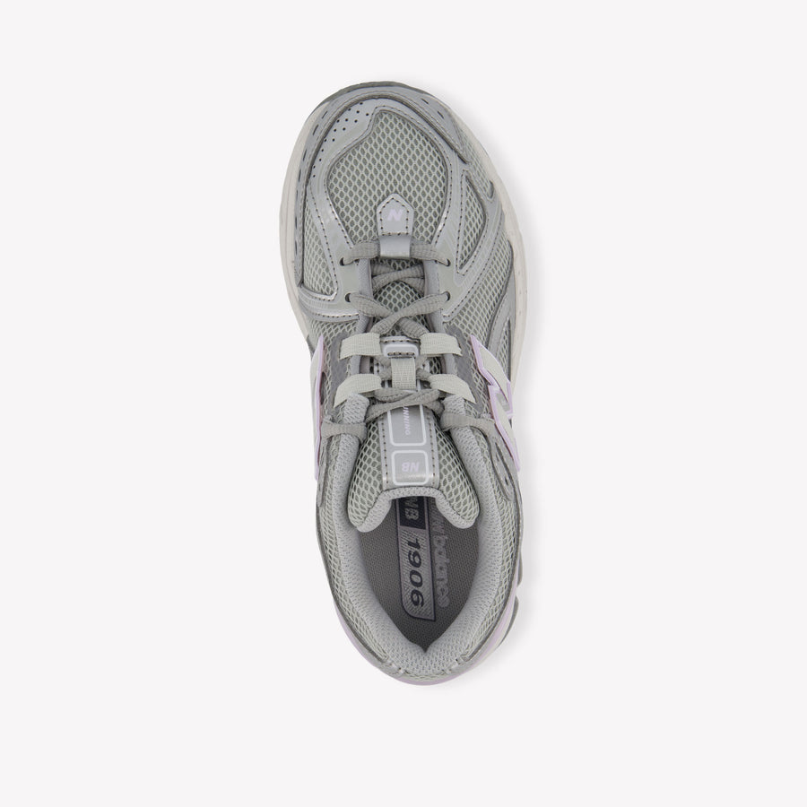 New Balance GC1906 Unisex Sneakers in Zilver