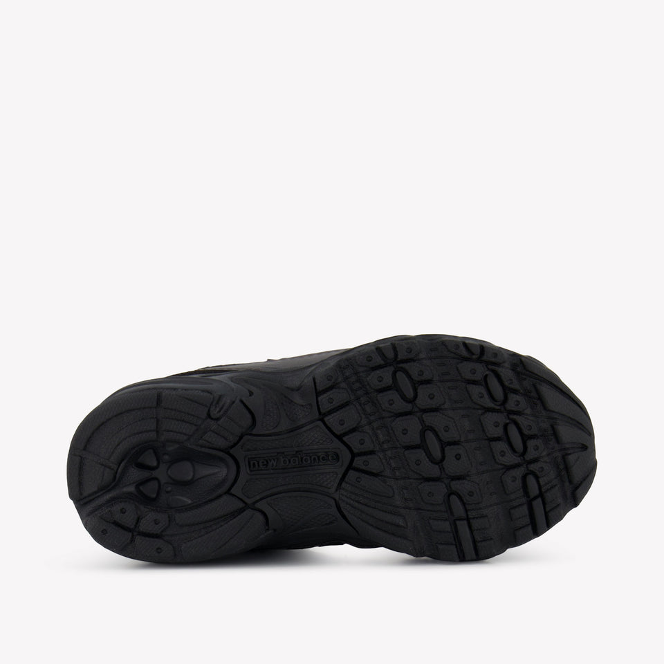 New Balance IZ740 Unisex Sneakers in Zwart