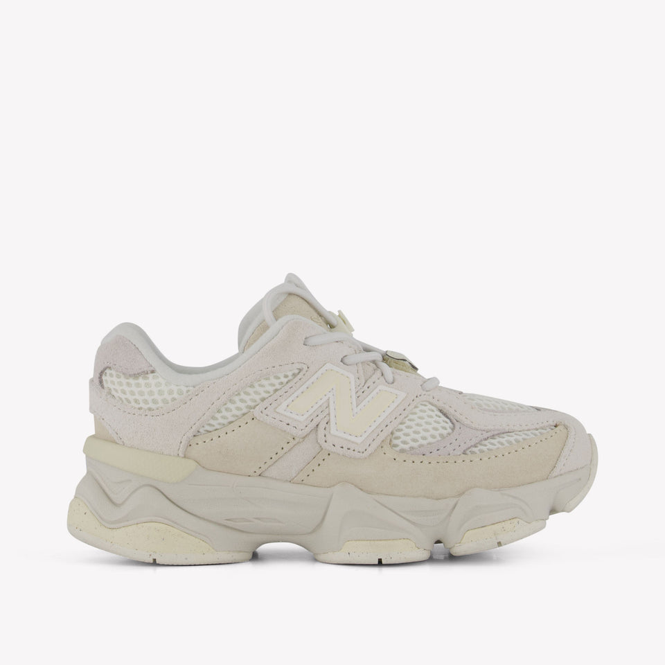 New Balance IV9060 Unisex Sneakers in Off White