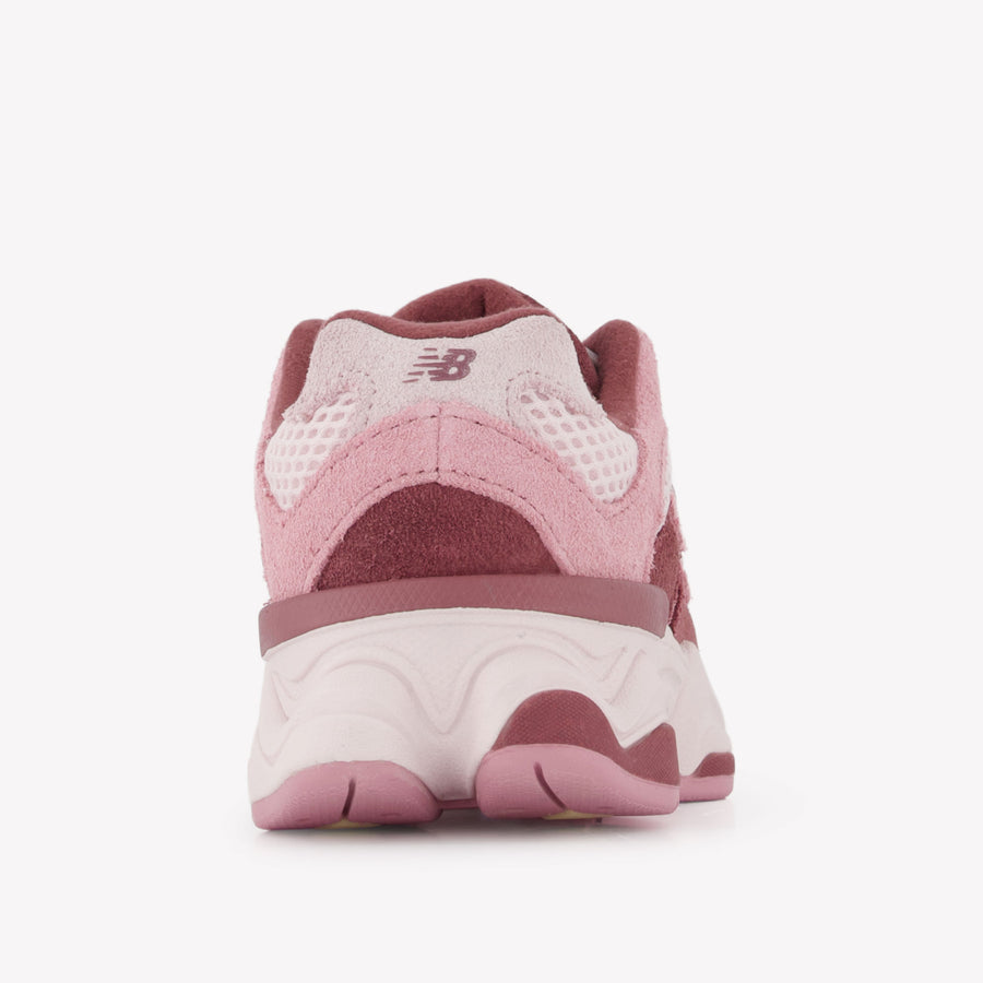 New Balance IV9060 Unisex Sneakers in Bordeaux