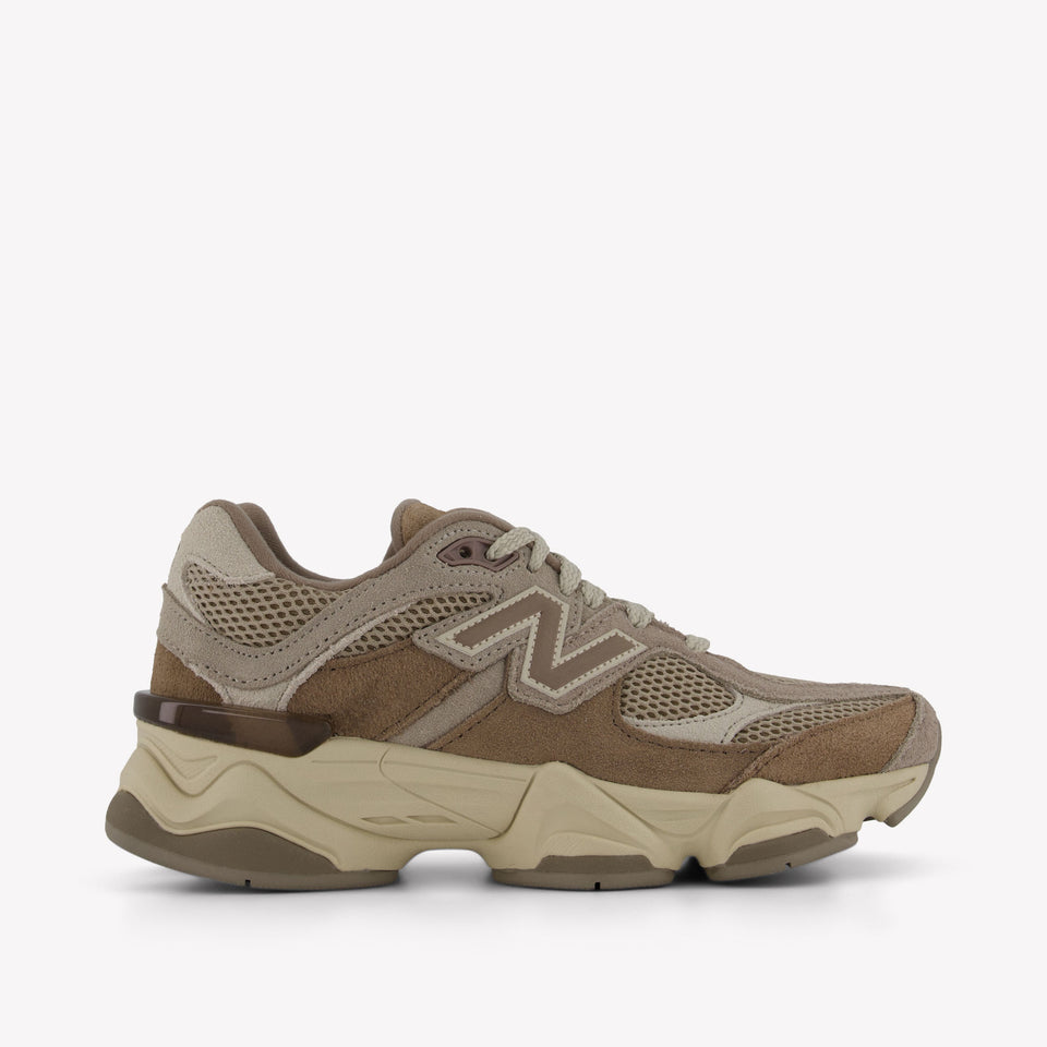 New Balance GC9060 Unisex Sneakers in Beige