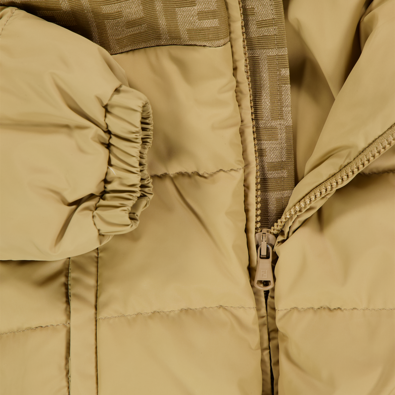 Fendi Baby Unisex winterjas In Beige