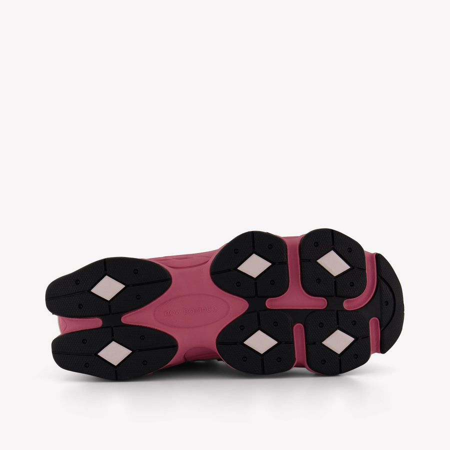 New Balance Unisex Sneakers In Roze