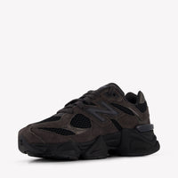 New Balance Unisex Sneakers In Black