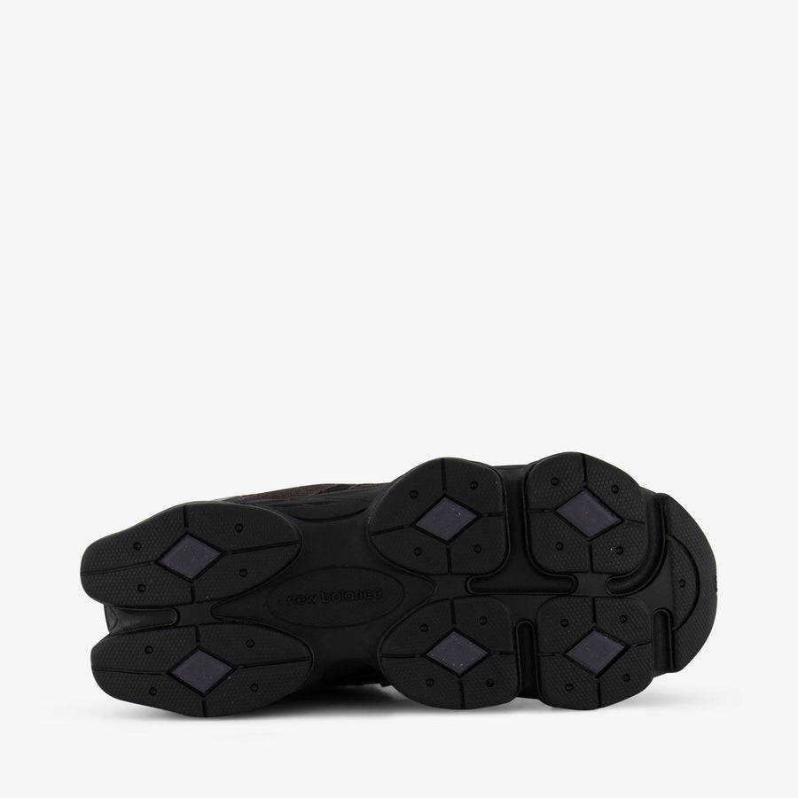 New Balance Unisex Sneakers In Black