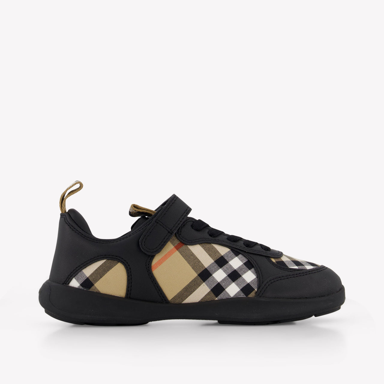Burberry Matrix Unisex Sneakers In Black